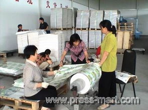 安徽省印刷物資公司下屬合肥市皖新覆膜有限責任公司全力以赴投入生產